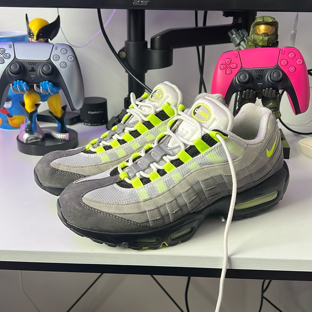NEÓN AIR MAX 95